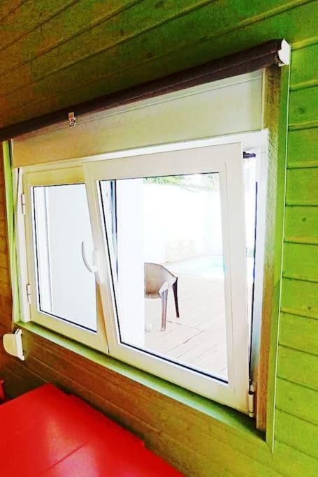 Private Small Studio In Costa De Caparica Exterior photo