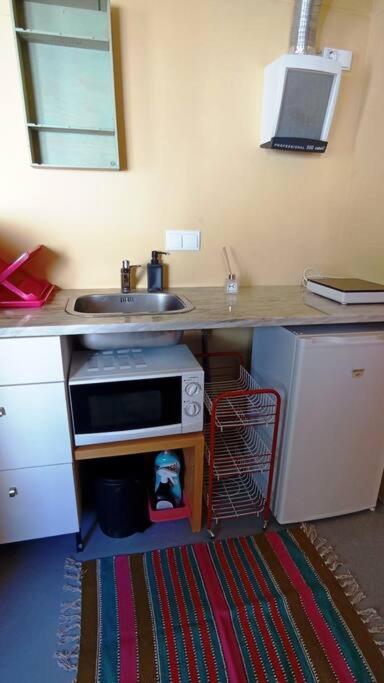Private Small Studio In Costa De Caparica Exterior photo